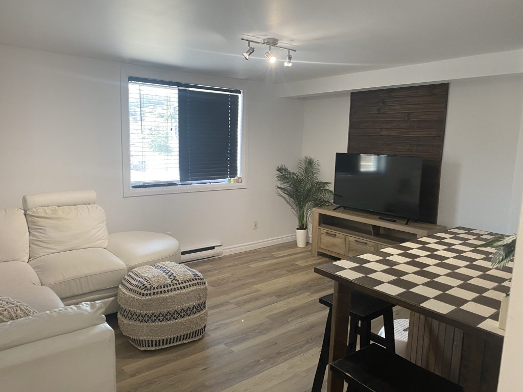 249 Rue Saint Germain Est, Rimouski, QC G5L 1B6, Canada — photo 1